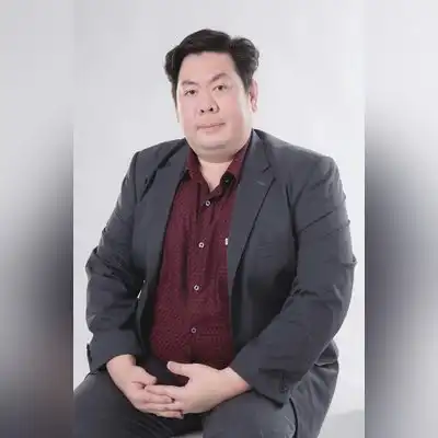 梁榆博
